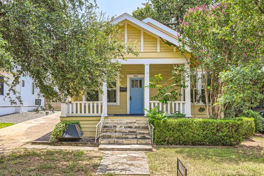 Detached House in Austin, Travis County