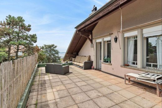 Apartment in Pully, Lavaux-Oron District