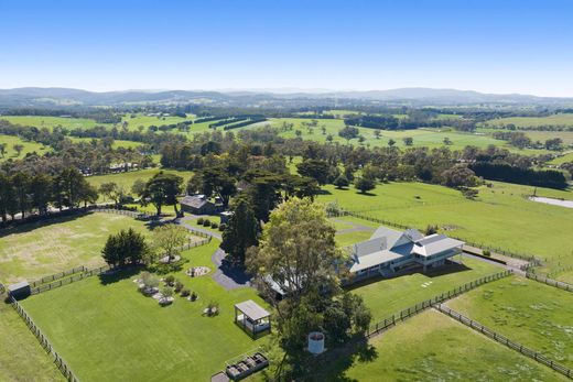 호화 저택 / Nar Nar Goon North, Cardinia