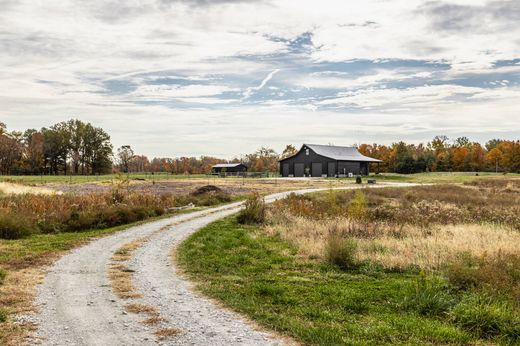 Участок, Zionsville, Boone County