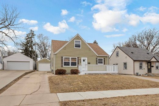 Detached House in Sioux Falls, Minnehaha County