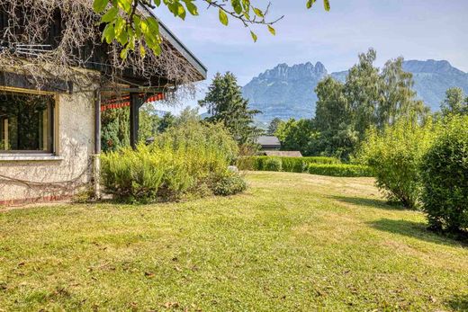 独立式房屋  Annecy, Haute-Savoie