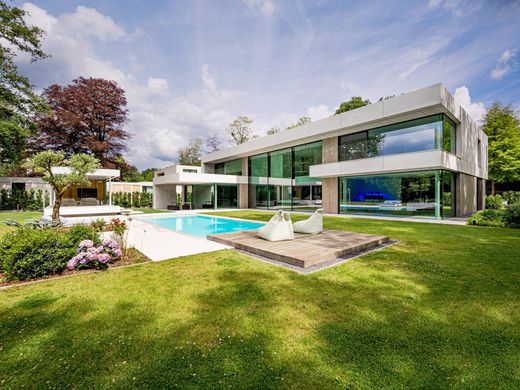 Detached House in Brasschaat, Antwerp Province