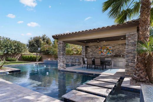 Luxury home in Queen Creek, Maricopa County