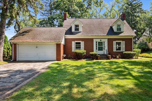 Detached House in Bloomfield Township, Oakland County