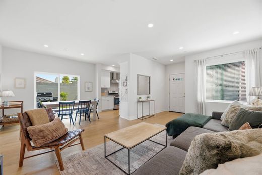 Townhouse in Torrance, Los Angeles County