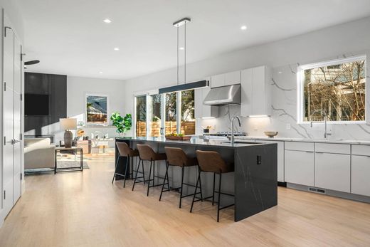 Luxury home in Arlington, Arlington County