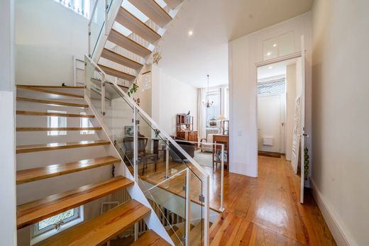 Einfamilienhaus in Porto, Distrito do Porto