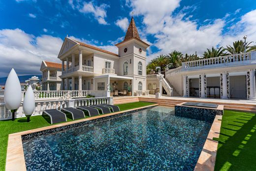 Detached House in Adeje, Province of Santa Cruz de Tenerife