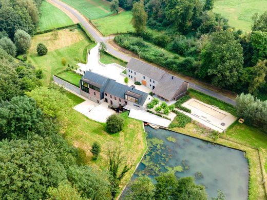 Einfamilienhaus in Mettet, Provinz Namur