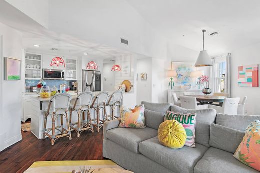 Apartment in Rosemary Beach, Walton County