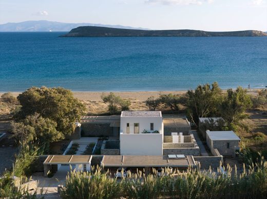 Willa w Páros, Cyklady