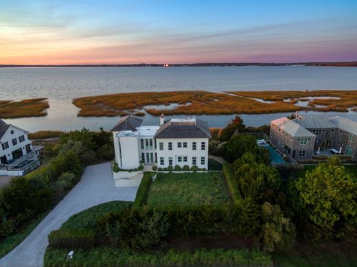 ‏בית חד-משפחתי ב  Southampton, Suffolk County