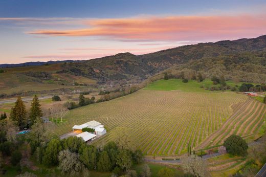 Ukiah, Mendocino Countyの一戸建て住宅