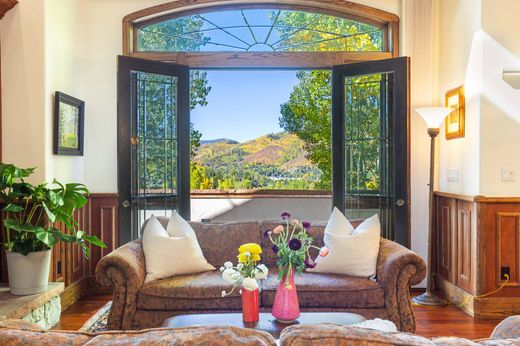 Duplex w Vail, Eagle County