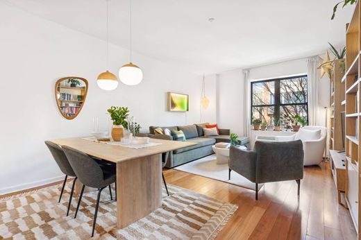 Apartment / Etagenwohnung in New York City, New York