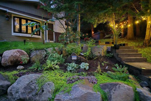 Detached House in Mont-Tremblant, Laurentides