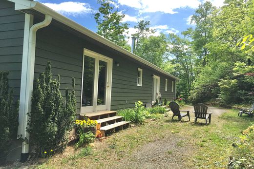 Casa Independente - Fairview, Buncombe County
