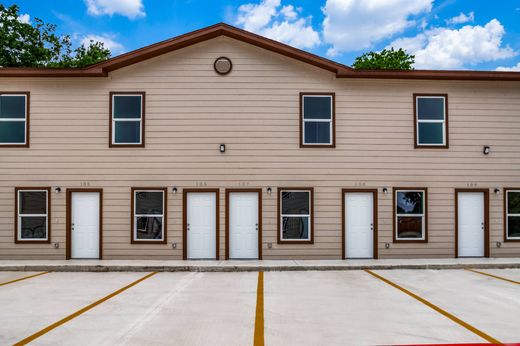 Townhouse - San Antonio, Bexar County