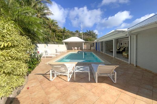 Villa for sale in Pointe Milou