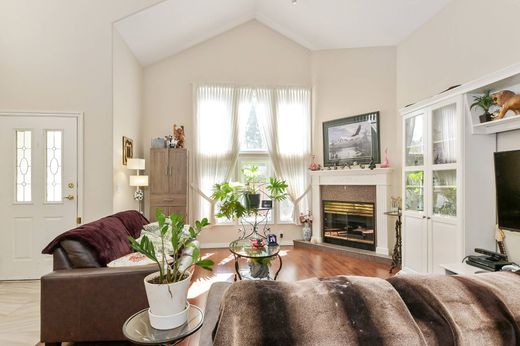 城市独宅  Surrey, Metro Vancouver Regional District