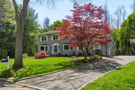 Detached House in Huntington, Suffolk County