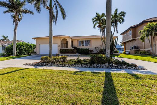 Detached House in Marco Island, Collier County