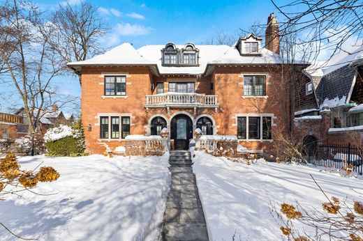 Detached House in Toronto, Ontario