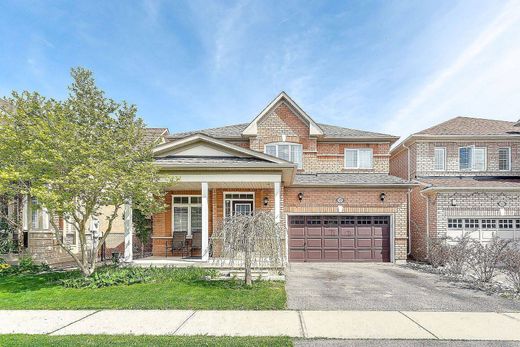 Detached House in Mississauga, Ontario