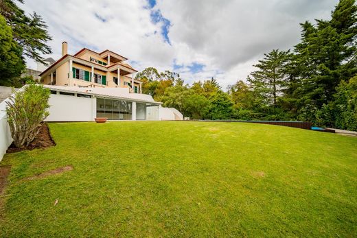 Detached House in Sintra, Lisbon