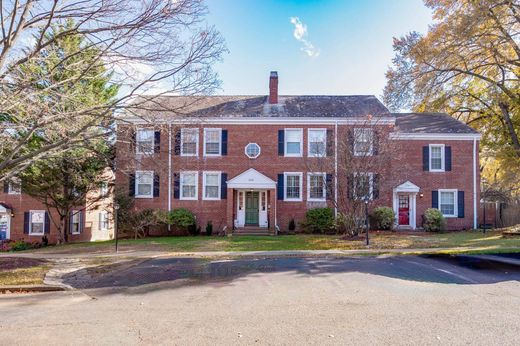 Apartment in Arlington, Arlington County