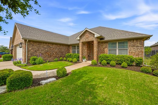 Detached House in Burleson, Johnson County