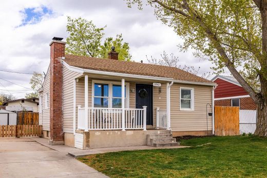 Detached House in Roy, Weber County
