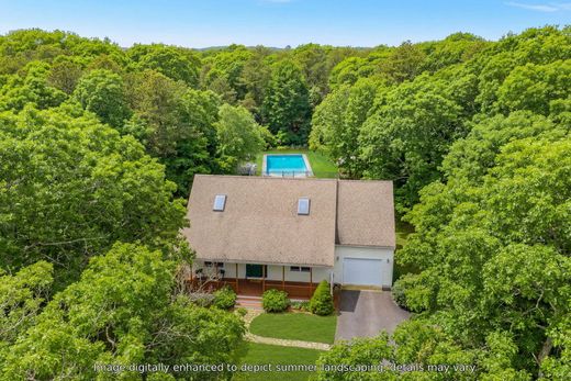 Detached House in Teaticket, Barnstable County