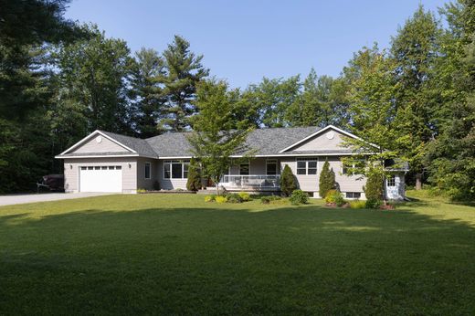 Einfamilienhaus in Bracebridge, District Municipality of Muskoka