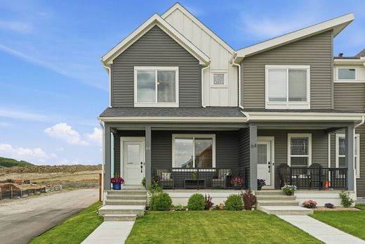 Şehir evi  Cochrane, Alberta