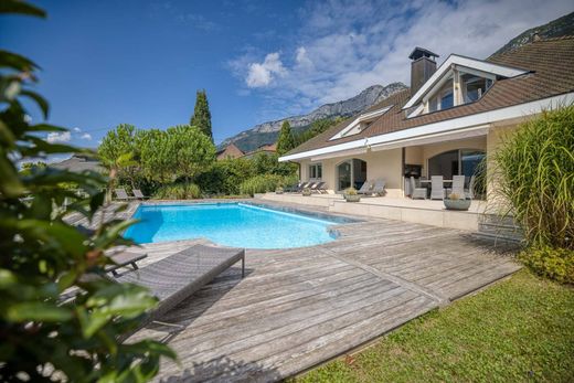 Einfamilienhaus in Veyrier-du-Lac, Haute-Savoie