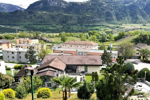 Detached House in Noës, Sierre District