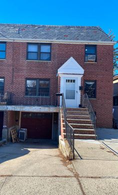 Duplex in Bayside, Queens