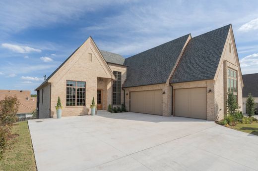 Detached House in Edmond, Oklahoma County