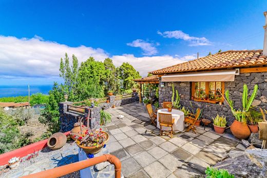 Country House in Icod de los Vinos, Province of Santa Cruz de Tenerife
