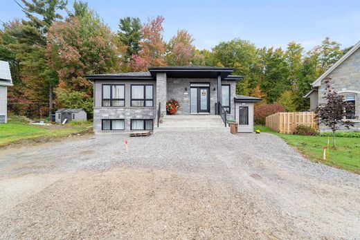 Двухуровневые апартаменты, Papineauville, Outaouais
