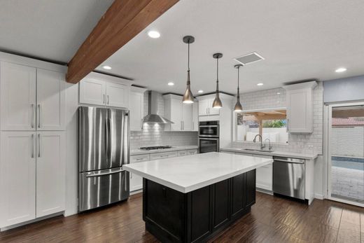 Luxury home in Tempe, Maricopa County