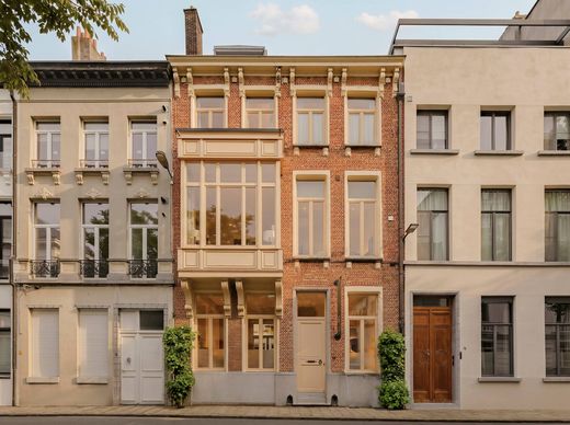 Detached House in Antwerp, Antwerp Province