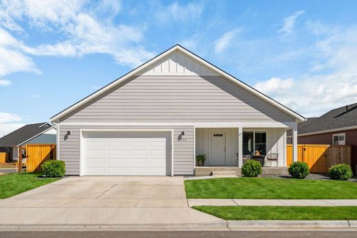 Detached House in Belgrade, Gallatin County