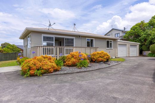 Detached House in Nukuhau, Taupo District