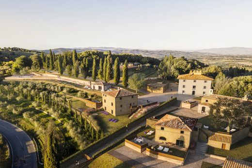 Villa Monte San Savino, Arezzo ilçesinde