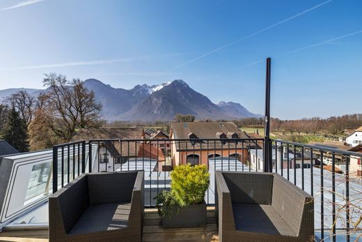 Detached House in Noville, Aigle District