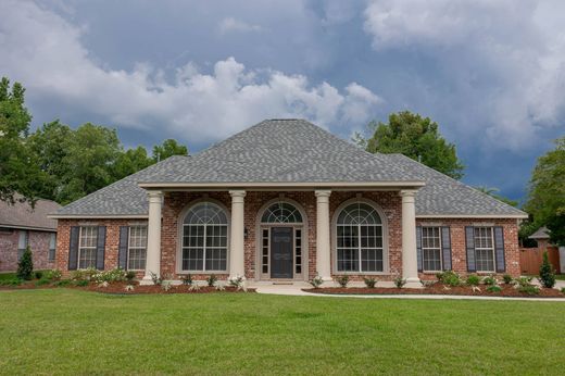 Casa Unifamiliare a Mandeville, Saint Tammany Parish