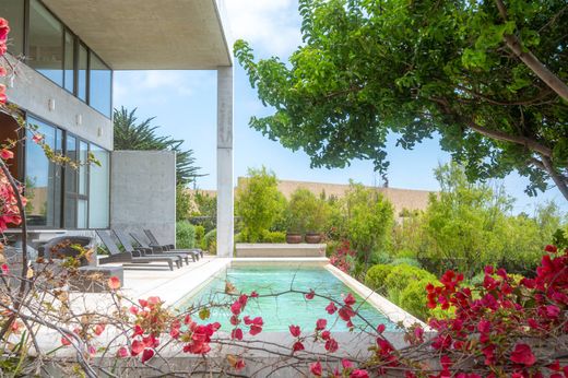 Vrijstaand huis in Zapallar, Petorca Province